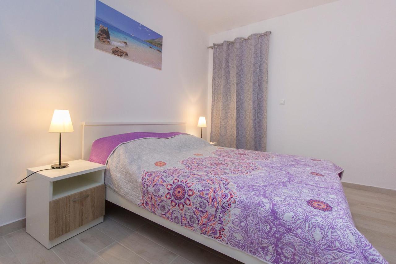 Apartmani Malis Razanj Bagian luar foto