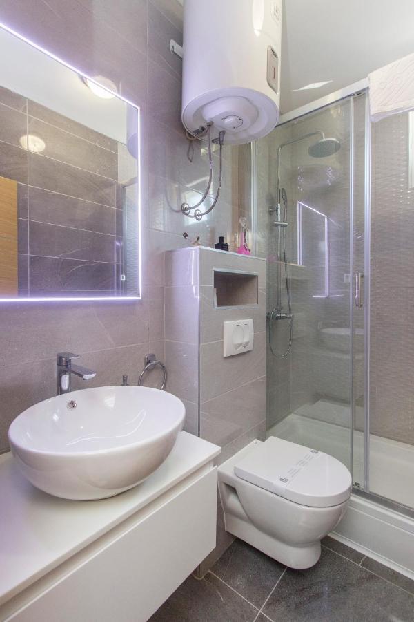 Apartmani Malis Razanj Bagian luar foto