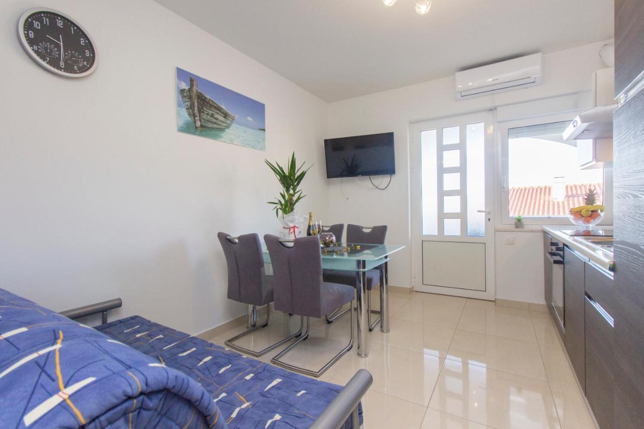 Apartmani Malis Razanj Bagian luar foto