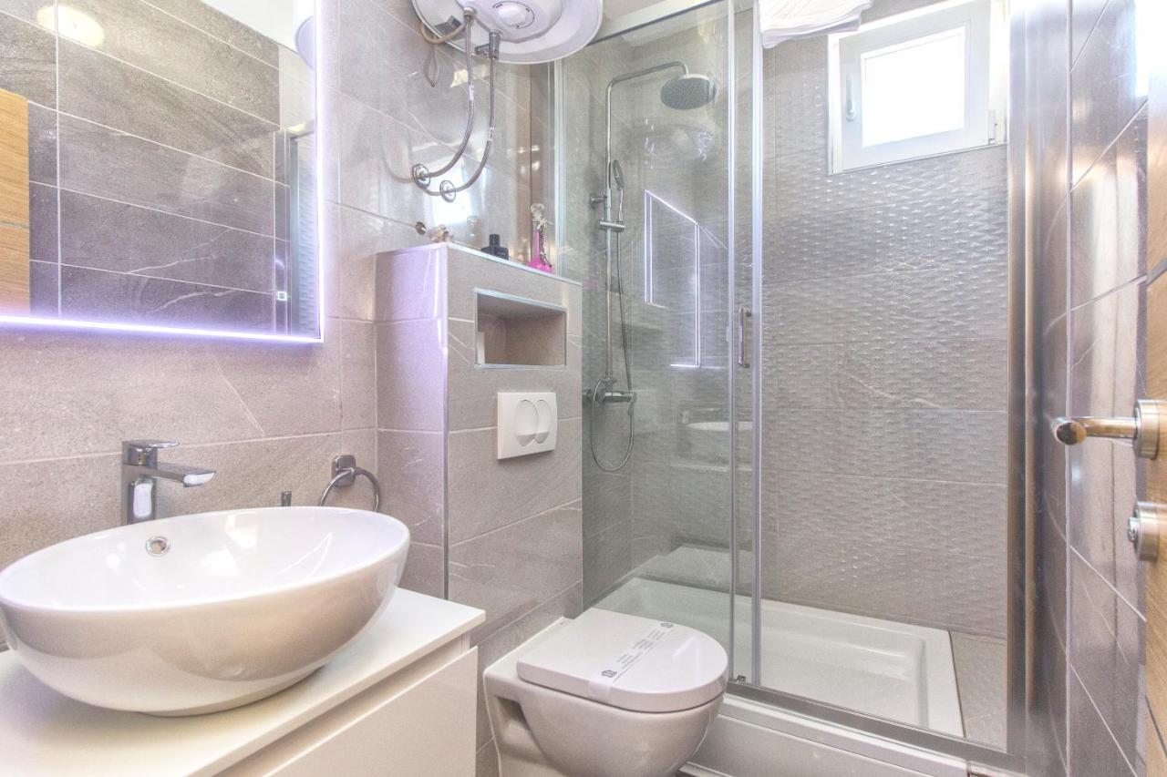 Apartmani Malis Razanj Bagian luar foto