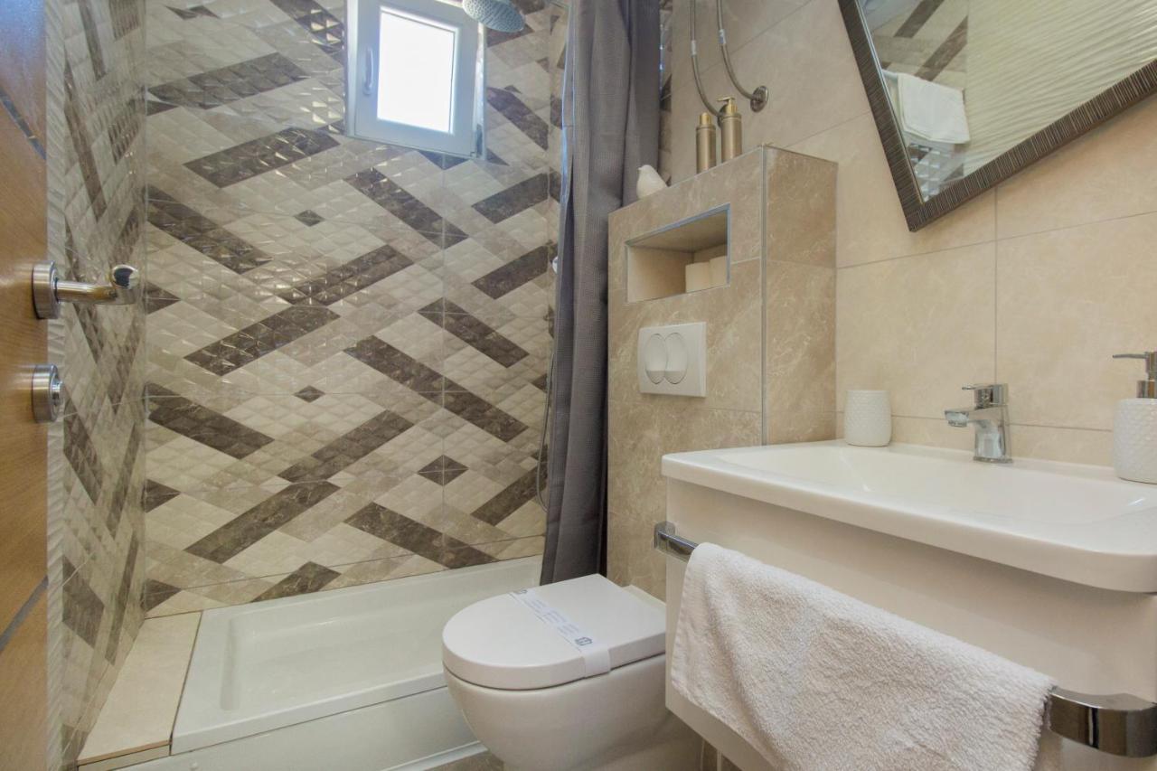 Apartmani Malis Razanj Bagian luar foto