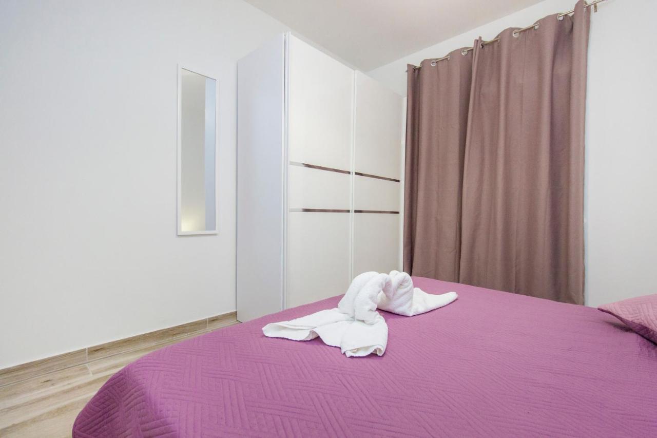 Apartmani Malis Razanj Bagian luar foto